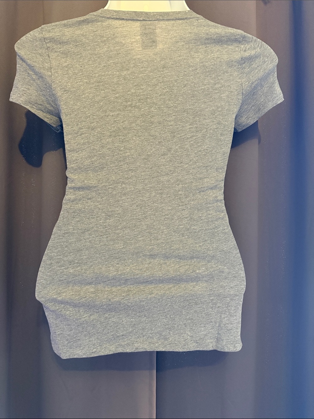 Victoria's Secret Pink Nation Gray V-Neck '#ELFIE' Graphic Tee - Picture 6 of 6